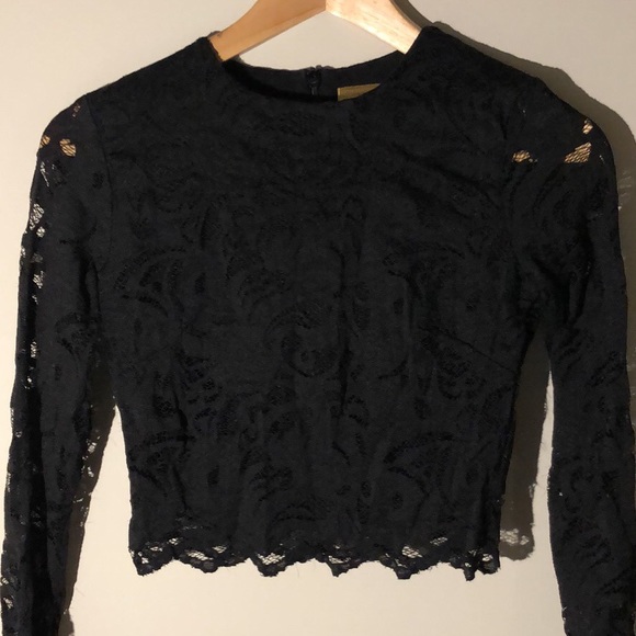 Crop lace sleeve top - Picture 1 of 4
